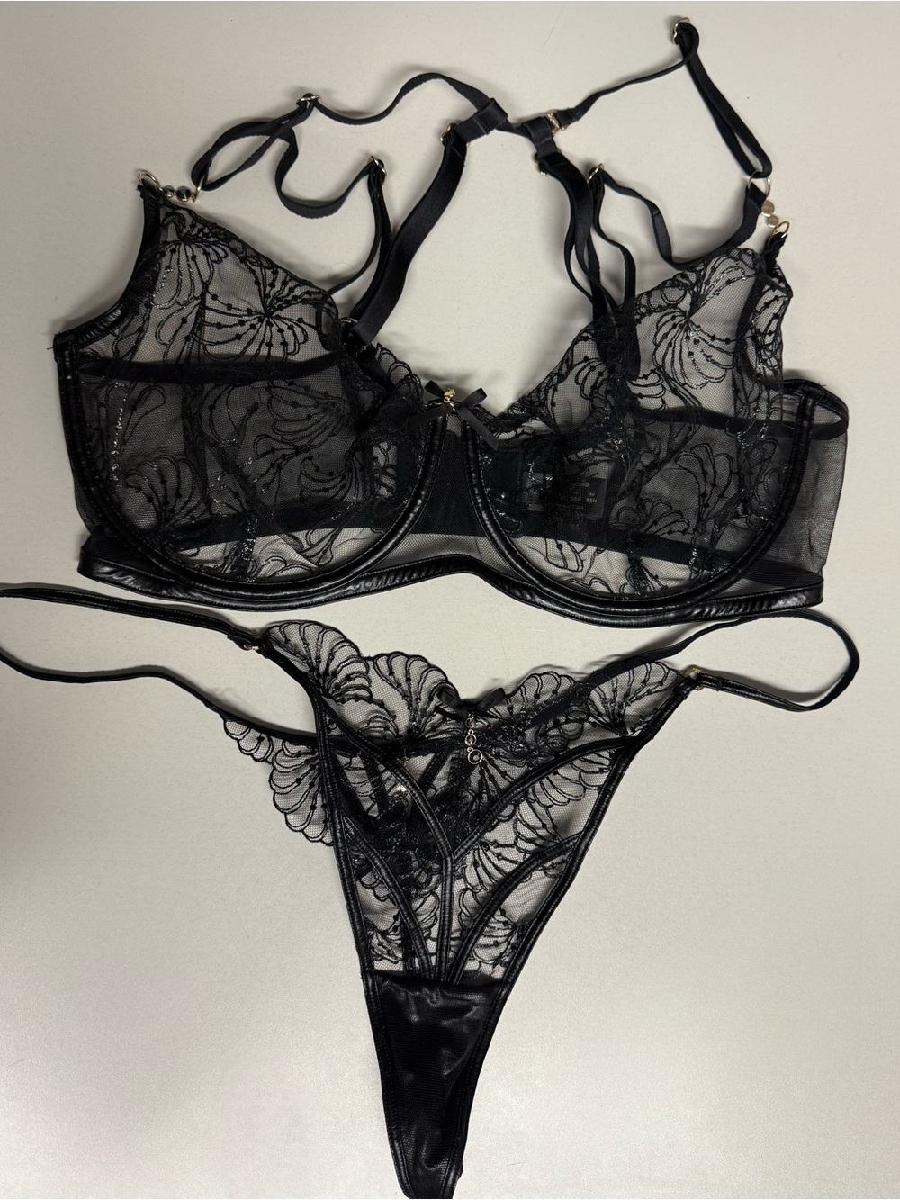 Honey Birdette Black Elysha 38H Bra and XXL Thong Set - Picture 6 of 6